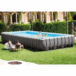 Intex Ultra Frame XTR Pool - 975 X 488 X 132 Cm - Met Zandfilterpomp En Accessoires 8 Intex Ultra Frame XTR Pool - 975 X 488 X 132 Cm - Met Zandfilterpomp En Accessoires -Bestway Verkoopwinkel 26372 in use