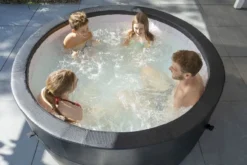 EXIT TOYS EXIT Leather Premium Opbouw Spa - 4-6 Persoons -Bestway Verkoopwinkel exit leather premium 6 opblaasbare spa sfeer tuin 3