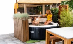 HappyGlass Lady Abigail Kunststof Wijnglas - 2 Stuks -Bestway Verkoopwinkel hero shot 2