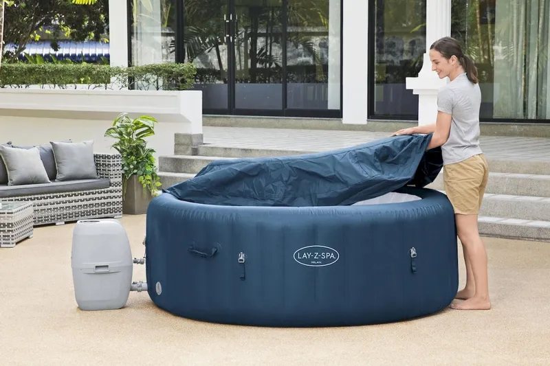 Bestway Lay-Z Spa Milan AirJet Plus Opblaasbare Spa - 6 Persoons 9 Bestway Lay-Z Spa Milan AirJet Plus Opblaasbare Spa - 6 Persoons - Afbeelding 7